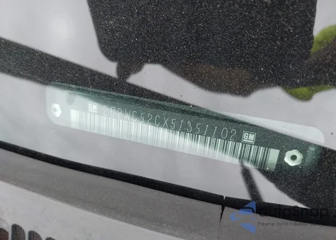 2005 Pontiac Grand Prix Gxp z USA, uszkodzony, nr VIN 2G2WC52CX51351102